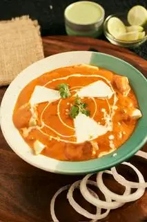 Paneer butter masala - 130.000 ₫ tại Sanaten Indian Food - Nhà Bà Nhi - Kha Vạn Cân