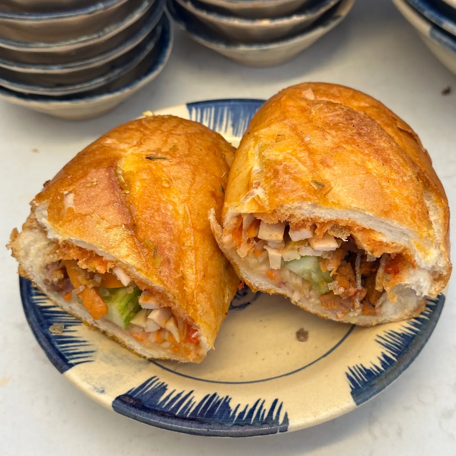 Bánh mì nướng lu thập cẩm - 35.000 ₫ tại Bánh Mì Chấm Hung Tubes - Nam Kỳ Khởi Nghĩa