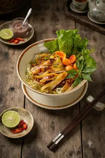Hình ảnh Hủ tiếu trộn đặc biệt