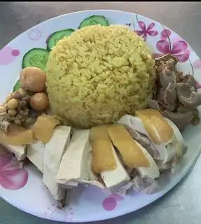Hình ảnh Cơm gà - lòng đặc biệt