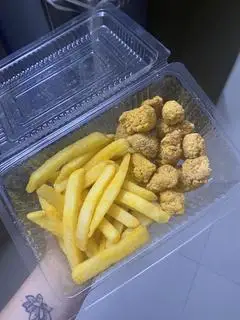 Hình ảnh Gà khoai mix