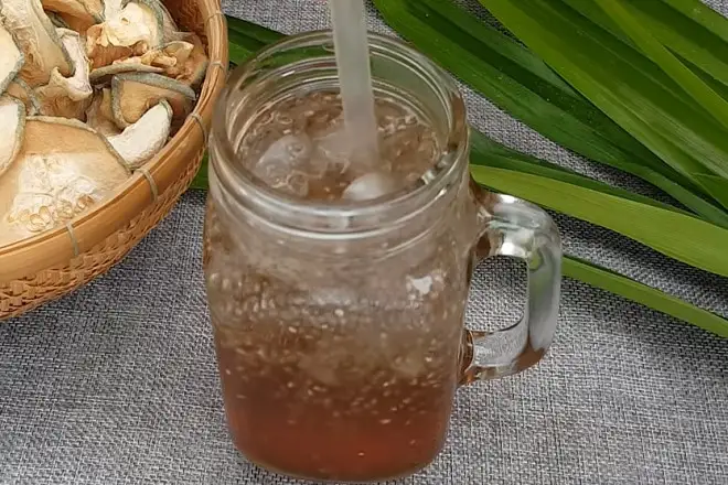 trà bí đao hạt chia ly lớn - 25.000 ₫ tại Sương Sáo Cà Phê Sữa Tươi 49 - Đường 3/2