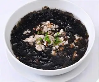 Canh rong biển thịt viên - 22.000 ₫ tại Cơm Gà Tam Bảo - Hải Thượng Lãn Ông