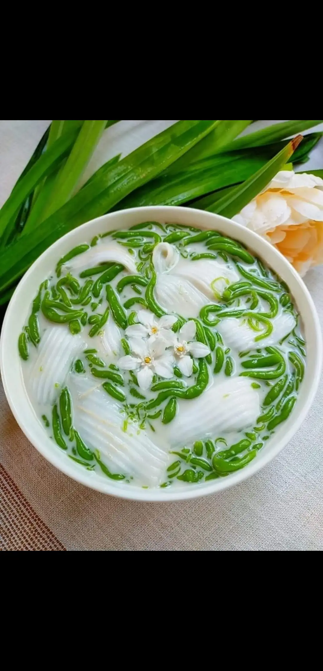 Chè Dừa Dằm  - 34.000 ₫ tại Chè Phương Nam - Phạm Văn Đồng