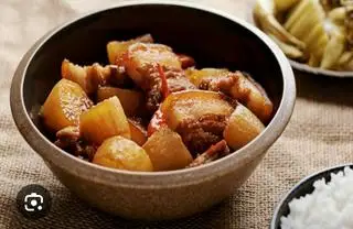 Hình ảnh Bún thịt kho củ cải