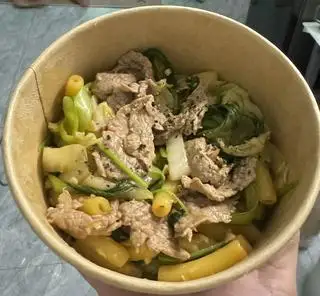 Hình ảnh Nui xào bò