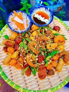 Hình ảnh Cá viên chiên mắm + rau muống