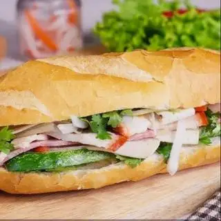 Bánh mì thập cẩm - 28.000 ₫ tại Bánh Mì Sì Gòn - Đồng Đen