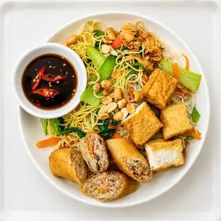 BÚN GẠO MÌ XÀO Chả Giò Đậu Hũ - 42.000 ₫ tại Bún Siêu Thịt Nướng 29K - Vườn Chuối