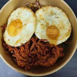 Hình ảnh Mì trộn Indo/cay tê/chua ngọt/sốt nấm/tương đen 2 trứng ốp bò khô 2 gói mì