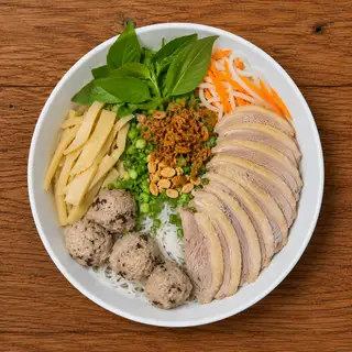Hình ảnh Bún ngan mọc trộn