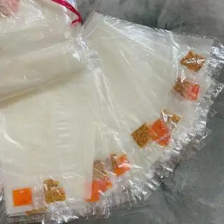 Bánh Tráng Trắng Dẻo Cuốn (xâu) - 12 miếng - 20.000 ₫ tại Xuân Mai - Bánh Tráng Trộn & Bánh Tráng Cuốn - Cách Mạng Tháng 8