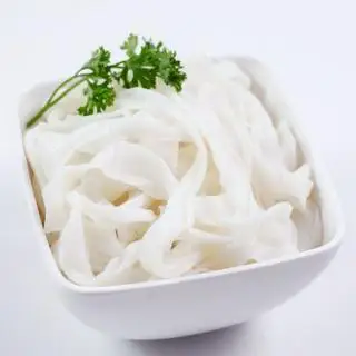 bánh phở - 15.000 ₫ tại Phở & Cơm 78 - Hòa Hưng