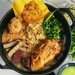 Banh Canh Muối Ghẹ Cô Ngân - Tô Muối Ghẹ Giò - 69.000 ₫ tại Bánh Canh Muối Ghẹ Cô Ngân - Nguyễn Gia Trí