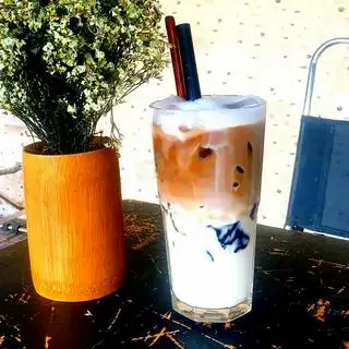 Sữa tươi cà phê sương sáo - 45.000 ₫ tại Tiệm Cà Phê 369 - Hoàng Sa