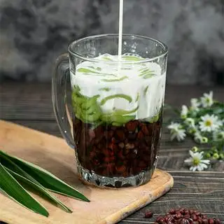 Chè đậu đỏ bánh lọt  - 23.000 ₫ tại Quán Chè 7 Hiền - Chè Ngon & Bánh Tráng Trộn - Tái Thiết