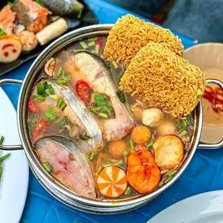 Hình ảnh Lẩu cá Hú măng chua 