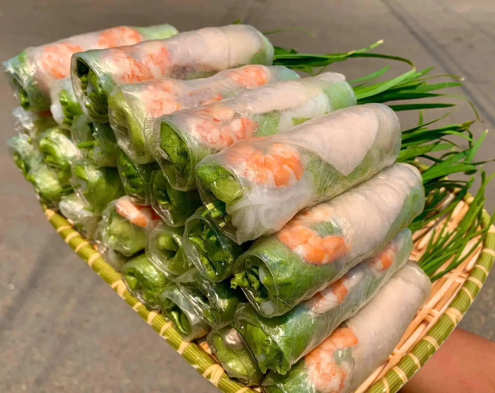 Combo 10 Cuốn Tôm Thịt - 100.000 ₫ tại Yummy House - Gỏi Cuốn, Ăn Vặt & Trà Các Loại - Hai Bà Trưng