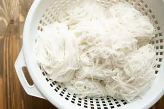 bún thêm - 10.000 ₫ tại Bún Mắm Nêm Miền Trung - Đỗ Nhuận