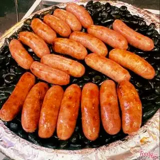Hình ảnh Lạp xưởng nướng đá Hà Khẩu