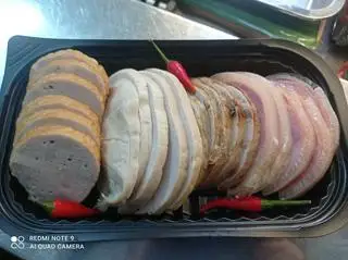 Hình ảnh Dĩa 4 Ổ Bánh Mì - 400Gr Chả 