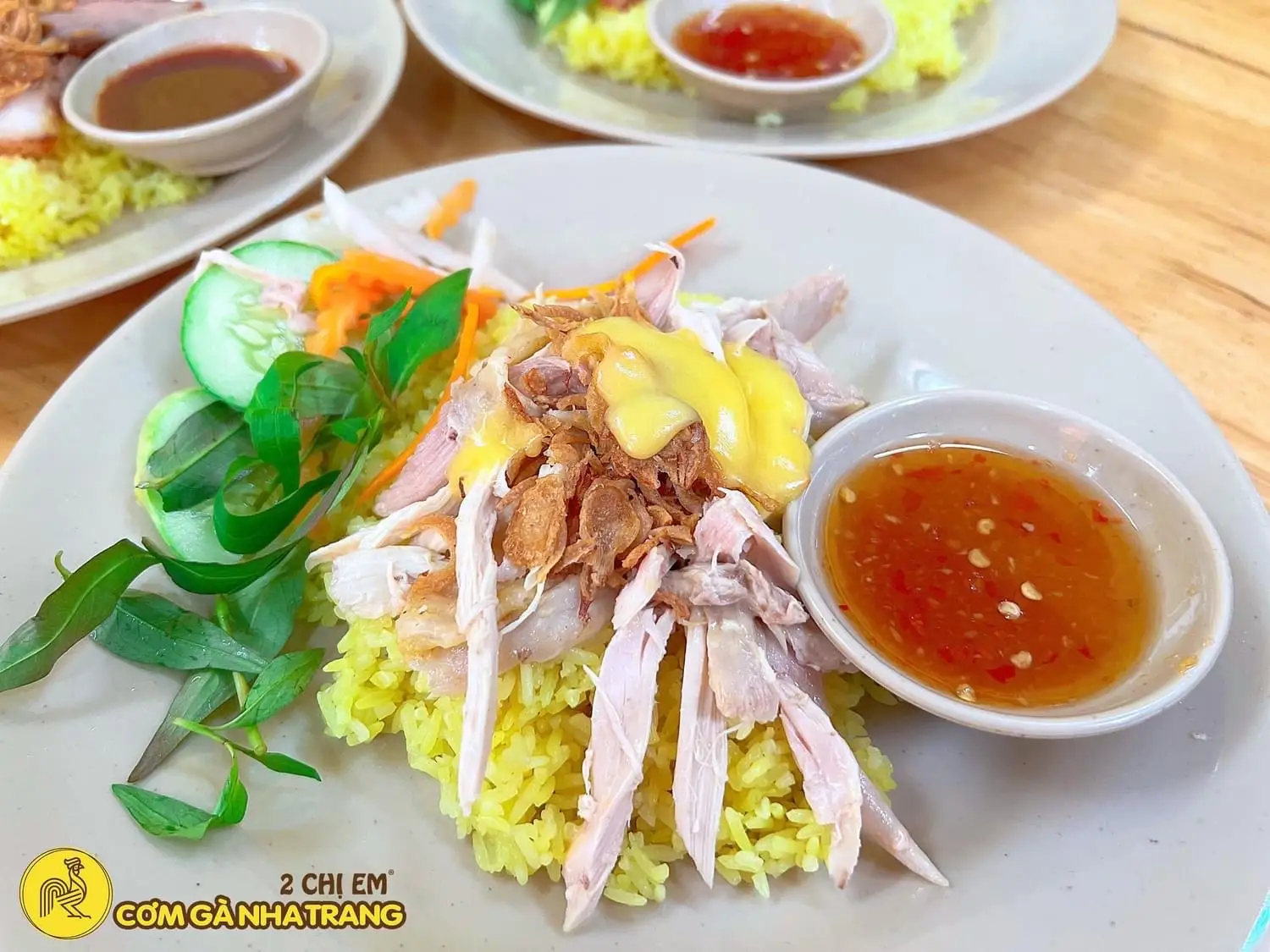 Hình ảnh CƠM GÀ XÉ NHA TRANG + NƯỚC SÚP HẦM XƯƠNG NGON TUYỆT VỜI 