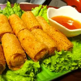 Chả giò rế tôm cua - 42.000 ₫ tại Thích Ăn Vặt - Cá Viên, Gà Viên & Chả Giò Chiên - Điện Biên Phủ