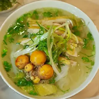 Hình ảnh Phở Gà Trứng Non