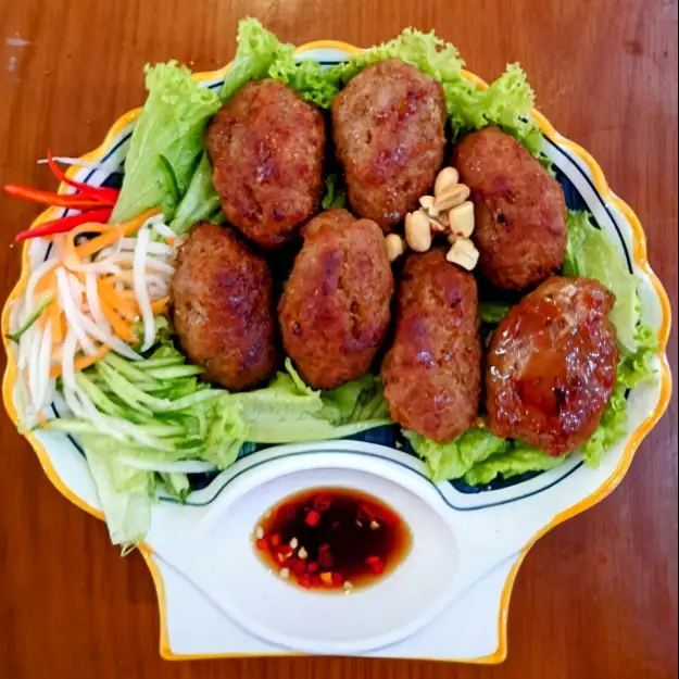 Nem nướng thêm - 12.000 ₫ tại NDL FOOD & BEVERAGE - Bún Thịt Nướng, Nem Nướng & Chả Giò Chiên - Hồng Bàng