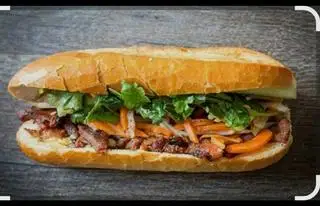 Hình ảnh Bánh Mì nem nướng 
