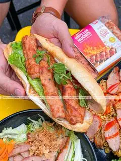 Hình ảnh 2. Bánh mì nem nướng - 1111