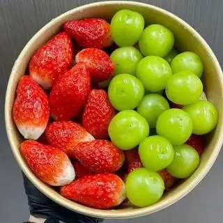 Nho Dâu  - 110.000 ₫ tại YUMI - Bánh Tráng & Trái Cây - Dương Bá Trạc