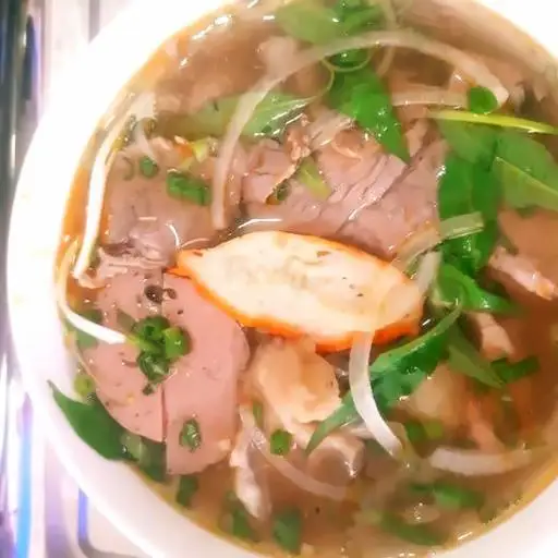 Bún bò nạm chả gân - 60.000 ₫ tại Quán Cô Mười - Phở & Bún Bò Huế - Nguyễn Thái Sơn
