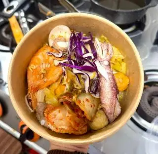 Hình ảnh Mỳ cay hải sản