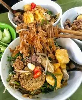 Hình ảnh Riêu - Chả Cá - Tóp Mỡ 