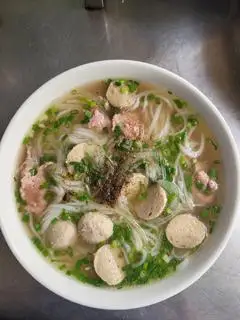 Phở Bò Viên - 70.000 ₫ tại Phở Nhà AnNa - Huỳnh Văn Bánh