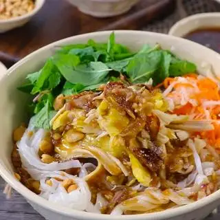 Hình ảnh Bún Trộn Gà Nướng