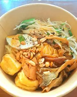 Hình ảnh Hũ Tiếu Trộn Chay ( Siêu Ngon)