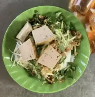 Hình ảnh Bánh ướt chả quế