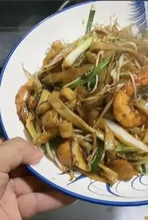 Hình ảnh hủ tiếu sợi phở xào hải sản 