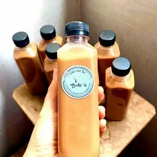 Hình ảnh Hồng trà sữa đóng chai