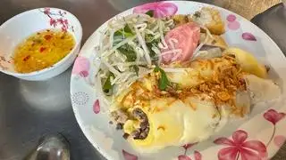 Bánh cuốn trứng - 35.900 ₫ tại Bánh Cuốn Nóng - Thành Thái