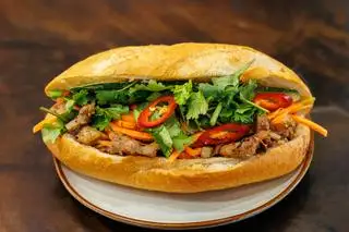 bánh mì thập cẩm - 35.000 ₫ tại Hoa Hồng - Bánh Mì, Xôi & Bánh Bao - Nguyễn Thị Nhỏ