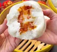 Hình ảnh Bánh bao xúc xích phô mai