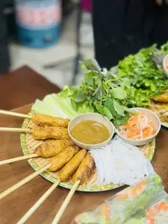 Hình ảnh Nem lụi - 5 chiếc