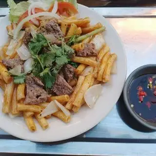Nui xào bò - 40.000 ₫ tại Cơm Gà Rán & Mì Xào Bò Ngân Ca - Nguyễn Cư Trinh
