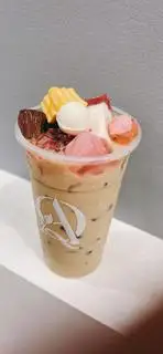 Trà sữa full topping - 44.000 ₫ tại Tiệm Trà Qyan - Trà Sữa, Trà Trái Cây & Bánh Tráng Trộn - Nguyễn Kiệm
