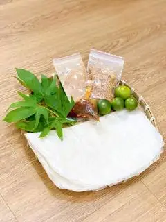 bánh tráng muối nhiễn  - 20.000 ₫ tại Bánh Tráng Trộn 34 - Tô Hiến Thành