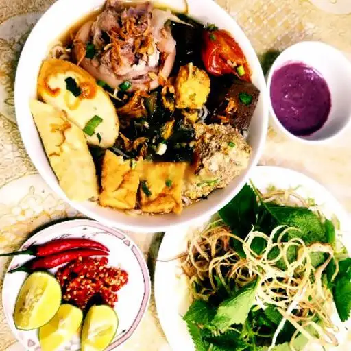 Bún riêu cua Siêu đặc biệt - 98.000 ₫ tại Quán Cô Út - Bún Riêu & Bún Thịt Nướng - Trương Đăng Quế