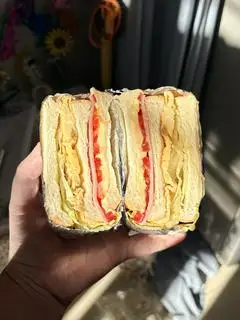 Hình ảnh U-Standwich 